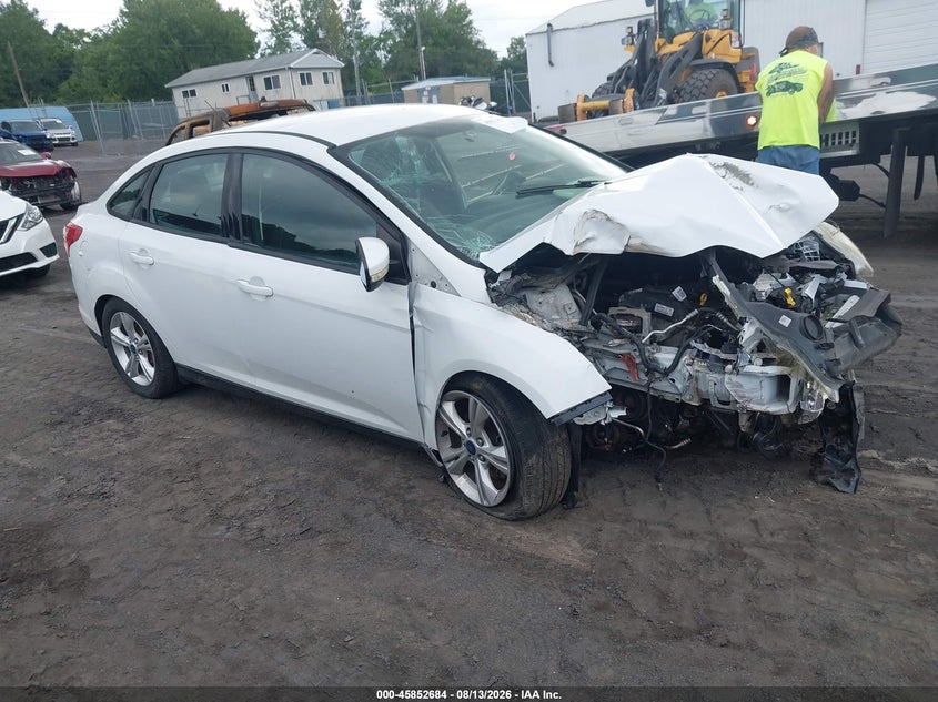 Vin: 1fadp3f25el338674, lot: 46351616, ford focus se 2014 img_1