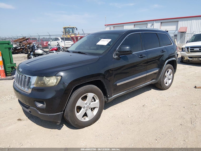 2011 Jeep Grand Cherokee, Удар ззаду, IAAI, VIN 1J4RR4GG8BC610134 — фото 2