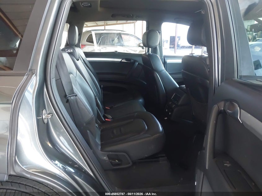 AUDI Q7 2013 VIN WA1DGAFE2DD002024