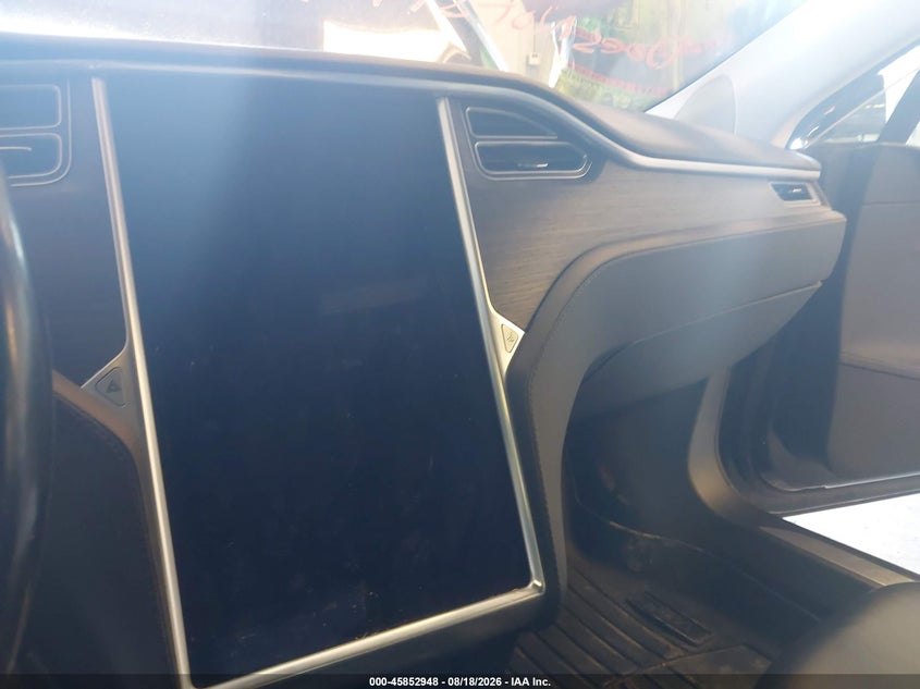 2015 TESLA MODEL S auction photo 7