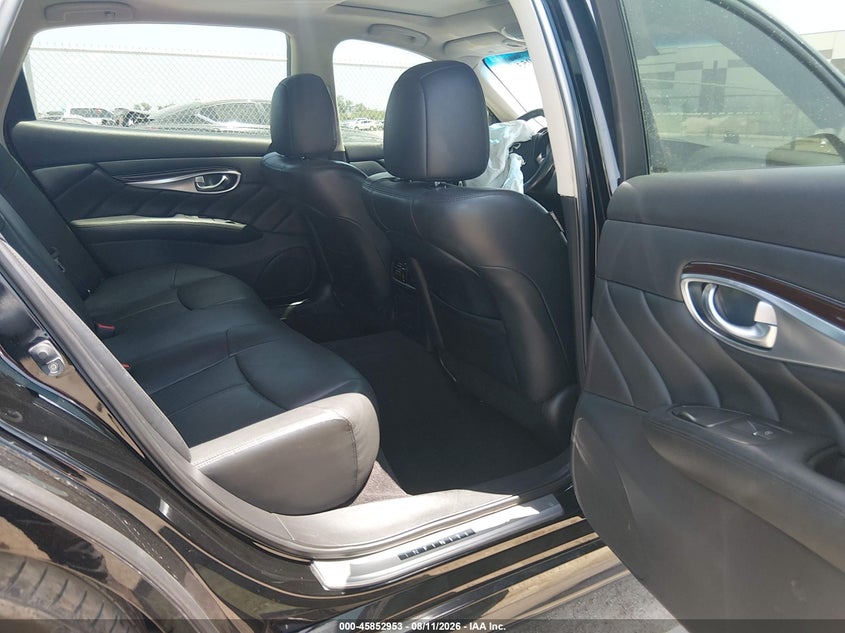 INFINITI Q70L 2016 VIN JN1BY1PP4GM630717