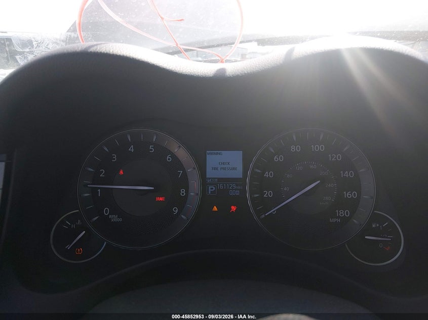 2016 INFINITI Q70L auction photo 7