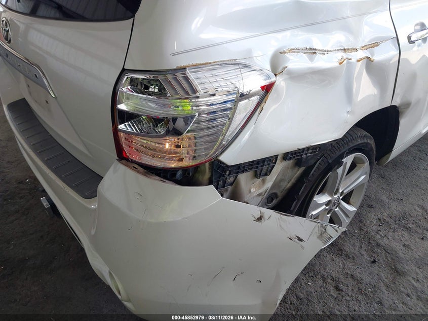 2010 TOYOTA HIGHLANDER auction photo 6