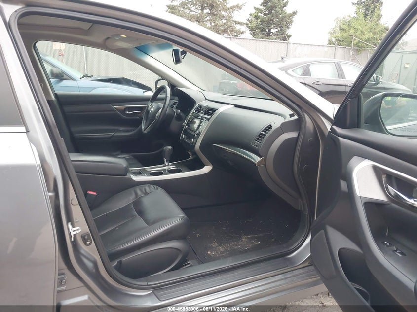 2014 NISSAN ALTIMA auction photo 5