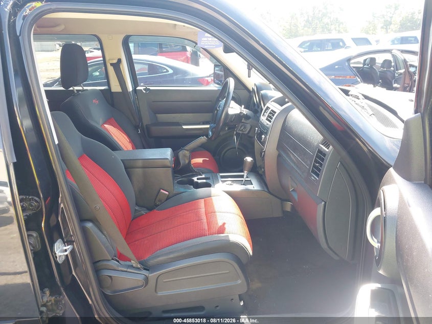2008 DODGE NITRO auction photo 5