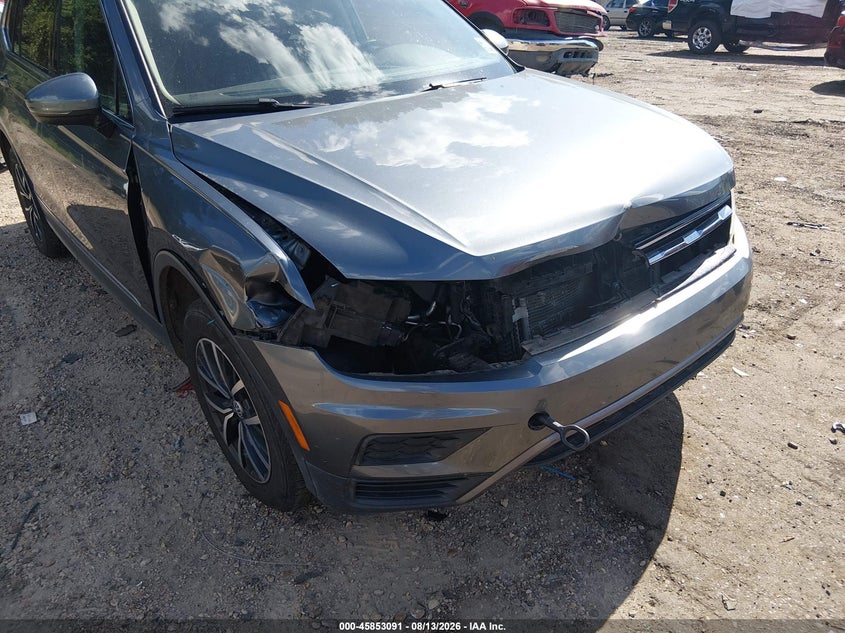 2020 VOLKSWAGEN TIGUAN auction photo 6
