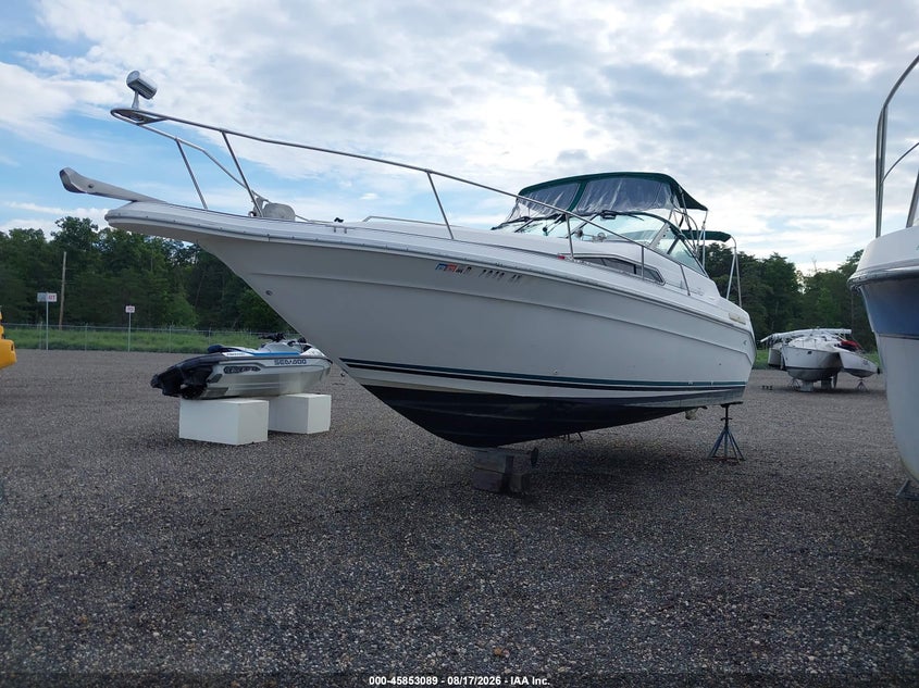 1989 SEA RAY SUNDANCER auction photo 2