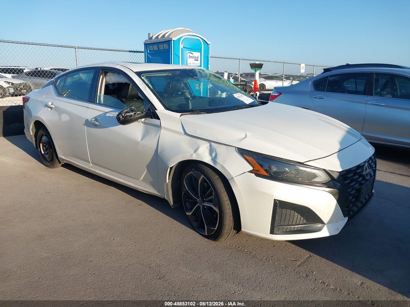 2023 NISSAN ALTIMA auction photo 1