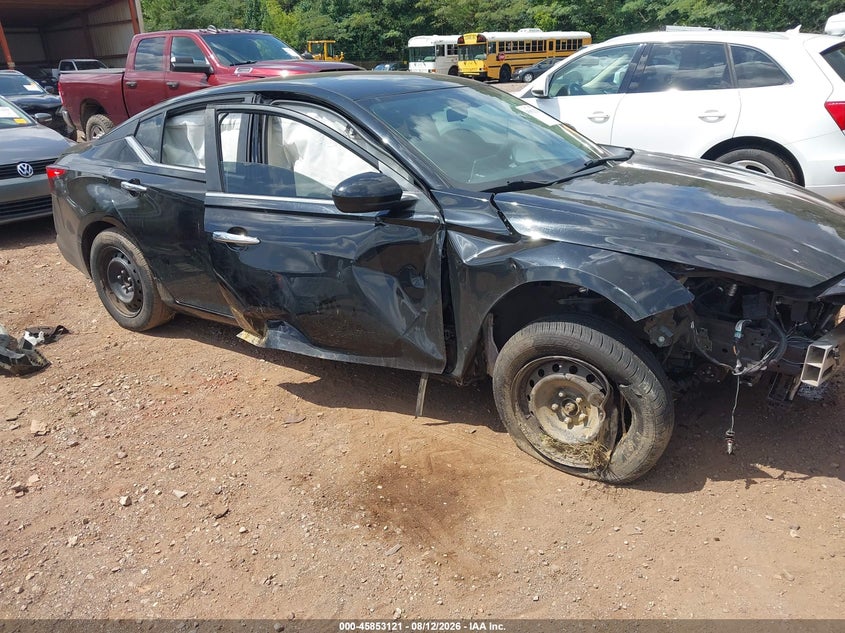 2020 Nissan Altima S Fwd, Front, IAAI, VIN 1N4BL4BV3LC196525