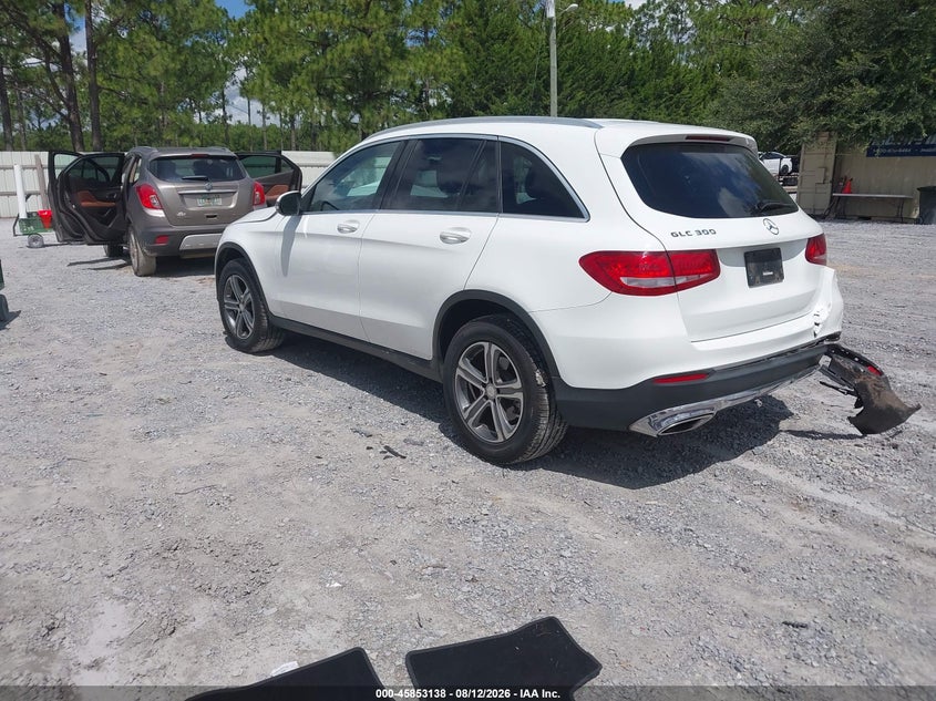 2016 MERCEDES-BENZ GLC 300 auction photo 3