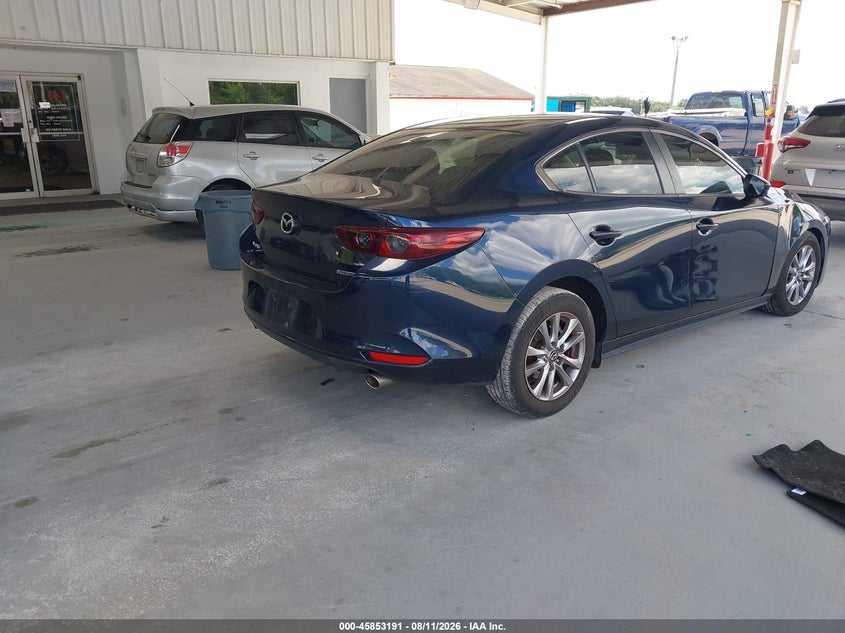 2021 MAZDA MAZDA3 auction photo 4