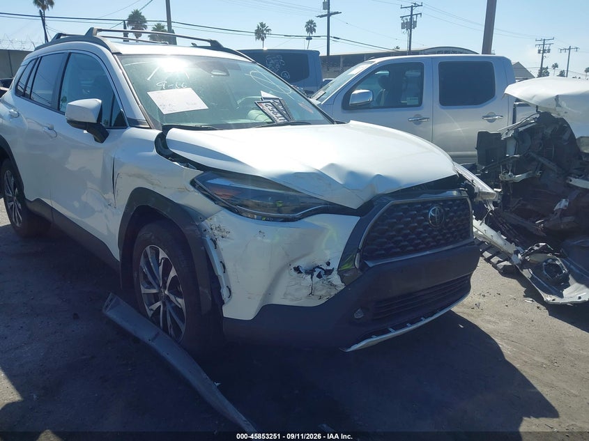 2023 TOYOTA COROLLA CROSS auction photo 1