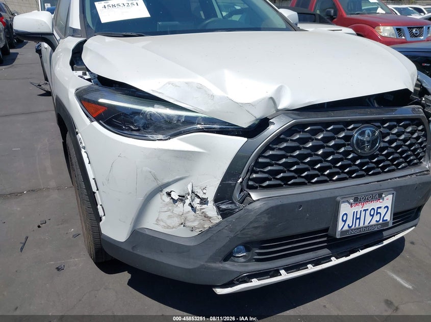 2023 TOYOTA COROLLA CROSS auction photo 6