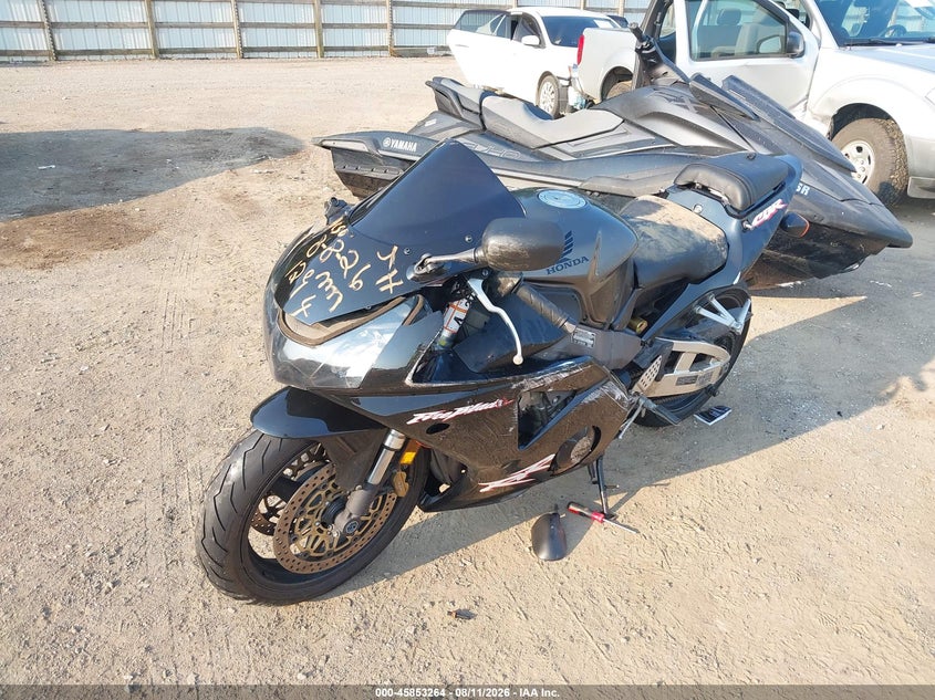 2003 HONDA CBR900 auction photo 2