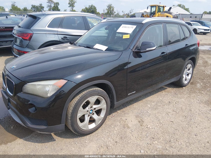 2013 BMW X1, Normal Wear & Tear, IAAI, VIN WBAVM1C59DVW43993 — photo 2