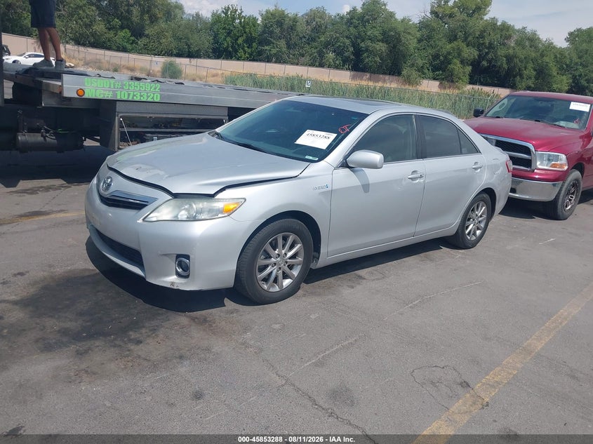2011 TOYOTA CAMRY HYBRID auction photo 2