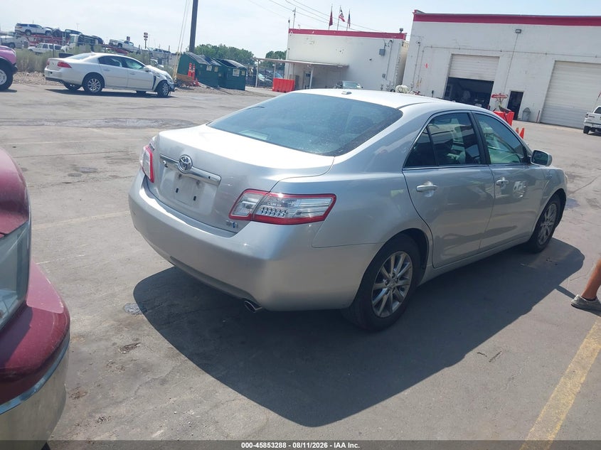2011 TOYOTA CAMRY HYBRID auction photo 4