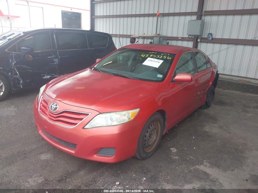 2011 TOYOTA CAMRY auction photo 2
