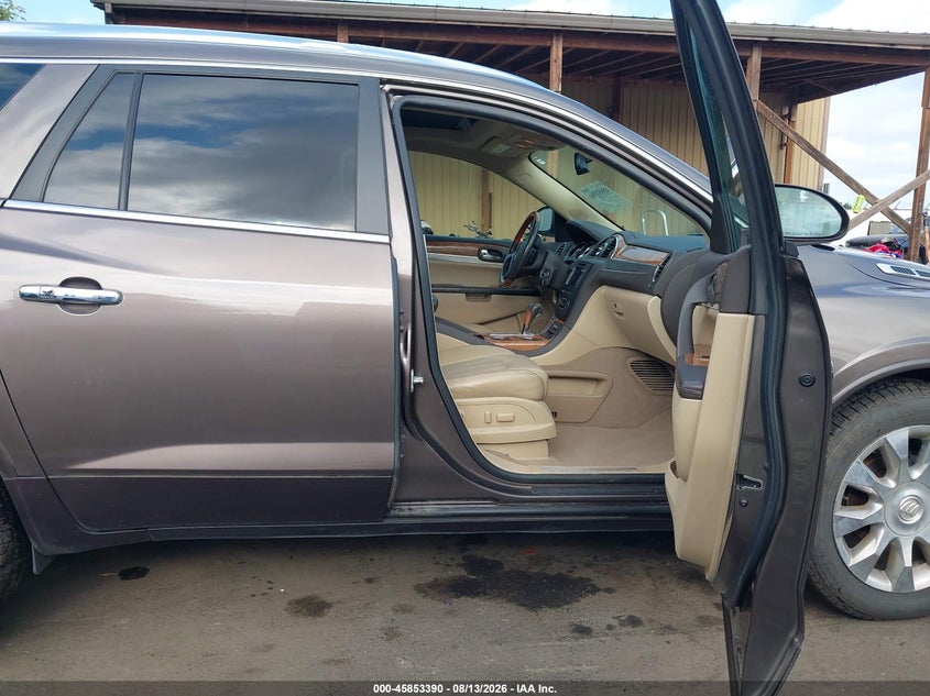 2011 BUICK ENCLAVE auction photo 5