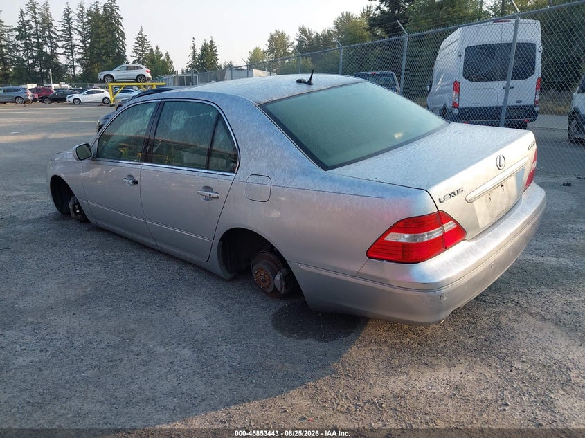2005 LEXUS LS 430 auction photo 3