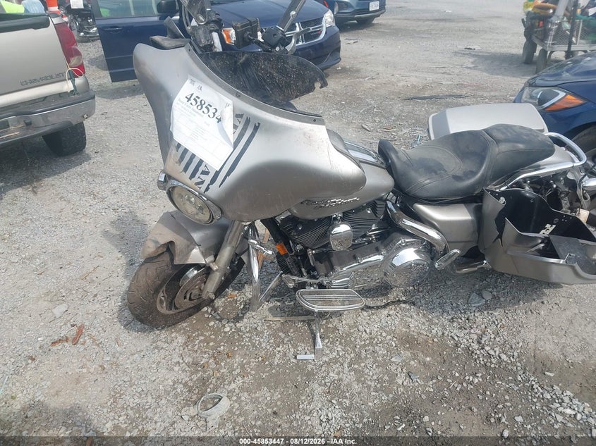 HARLEY-DAVIDSON FLHX 2007