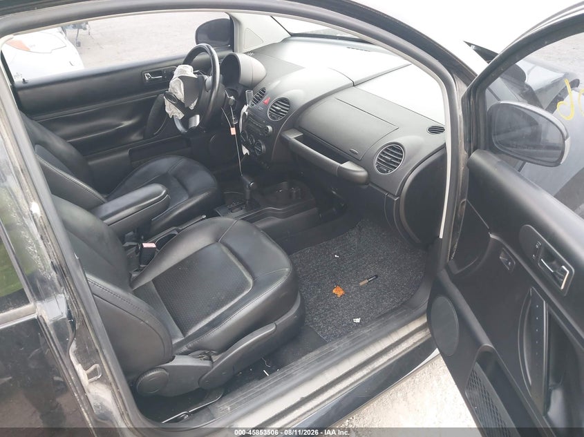 2009 VOLKSWAGEN BEETLE HATCHBACK 2.5L I-5 DOHC, VVT, 150HP