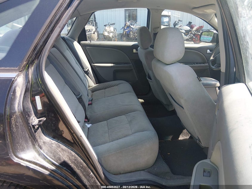 2007 FORD FIVE HUNDRED auction photo 8