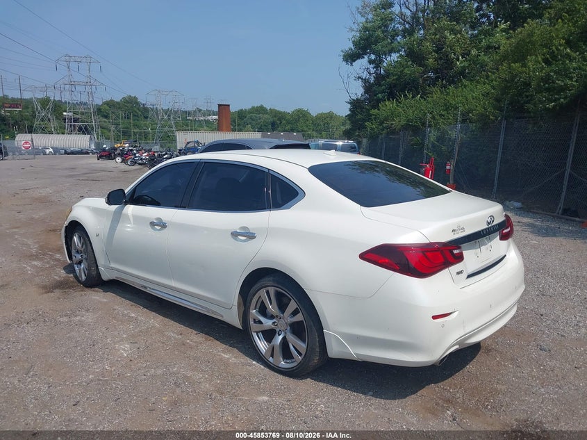 2017 INFINITI Q70L auction photo 3