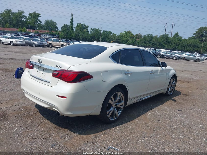2017 INFINITI Q70L auction photo 4