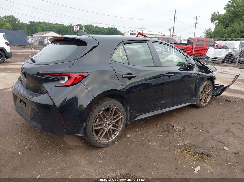 TOYOTA COROLLA - zdjęcie 4