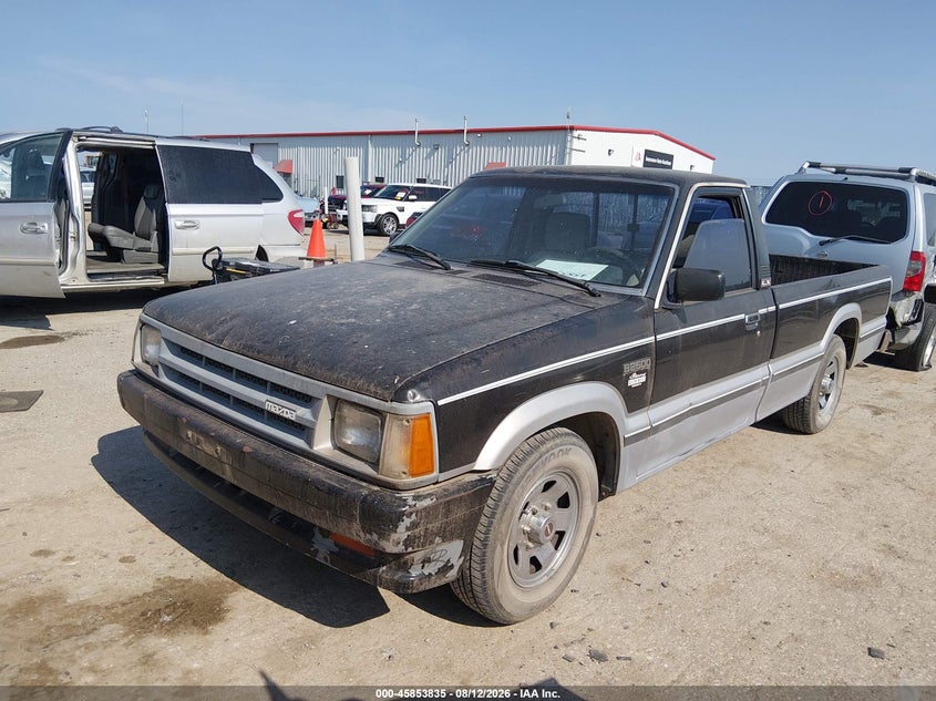1987 MAZDA B2600 auction photo 2