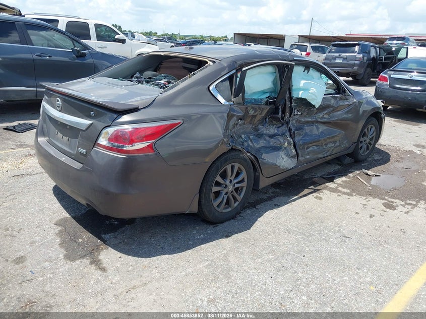 2015 NISSAN ALTIMA auction photo 4