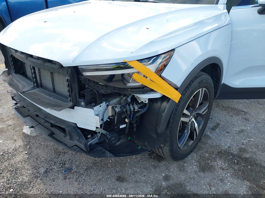 2024 VOLVO XC40 SPORT UTILITY VEHICLE 2.0L I-4 DI, DOHC, VVT, TURBO, 247HP