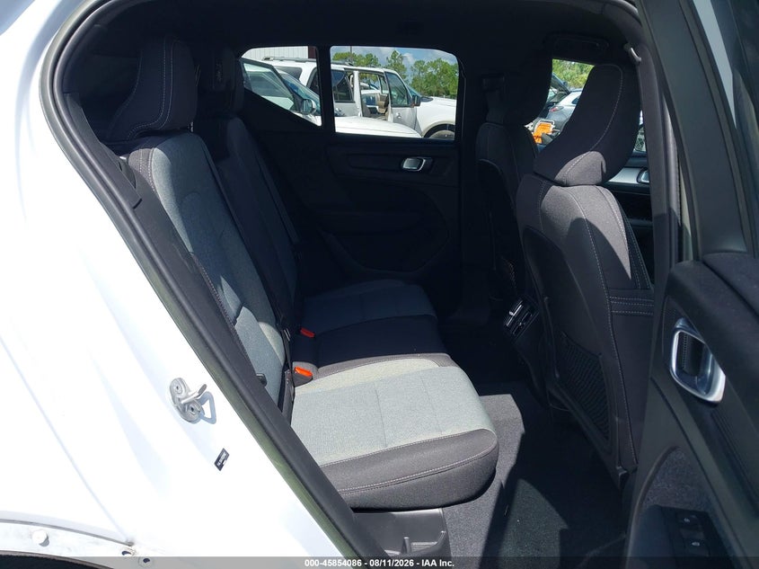 2024 VOLVO XC40 SPORT UTILITY VEHICLE 2.0L I-4 DI, DOHC, VVT, TURBO, 247HP