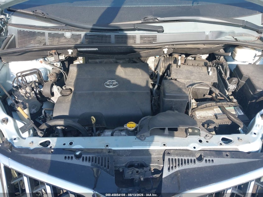 TOYOTA SIENNA - zdjęcie 10