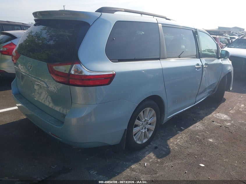 TOYOTA SIENNA - zdjęcie 4