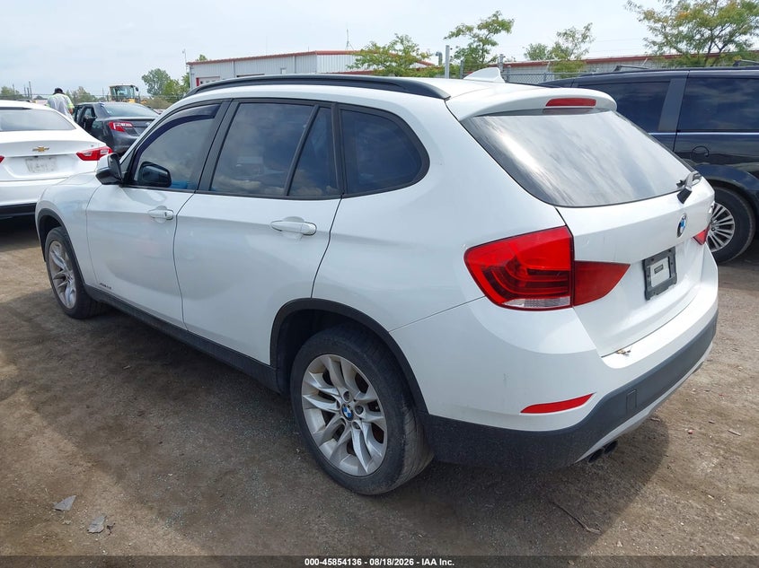 Фото 3 - BMW X1