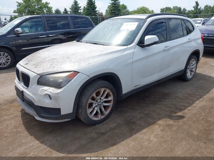 2015 BMW X1 auction photo 2