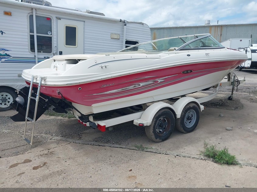 2004 SEA RAY RUNABOUT auction photo 4