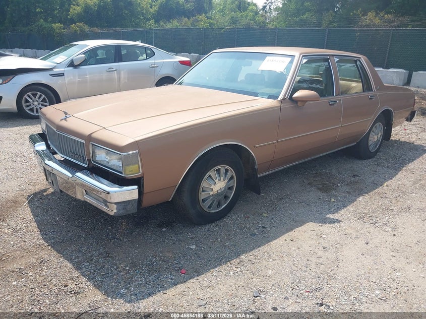 1989 CHEVROLET CAPRICE auction photo 2