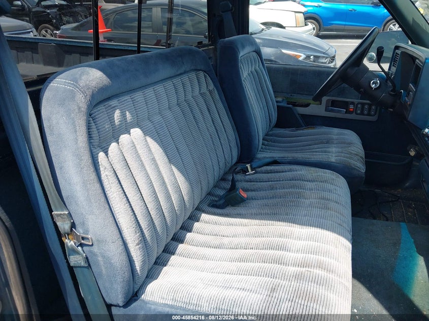 1990 CHEVROLET GMT-400 auction photo 8