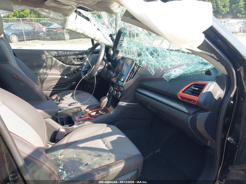 2020 SUBARU FORESTER auction photo 5