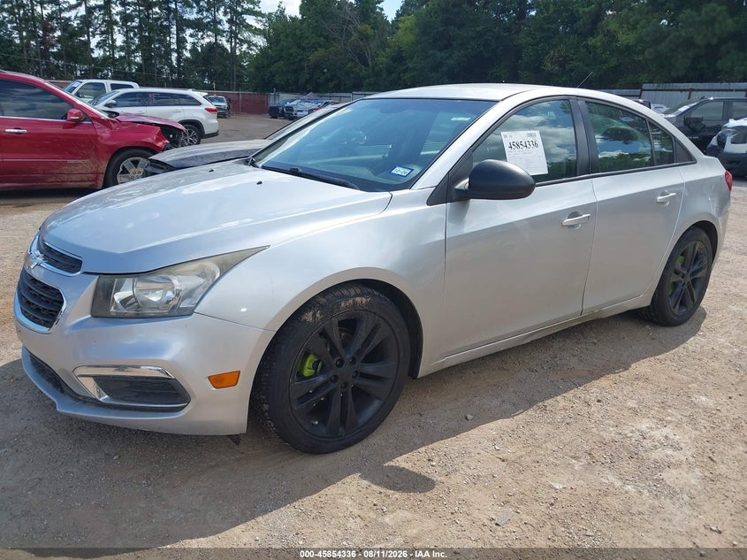 2016 CHEVROLET CRUZE LIMITED auction photo 2