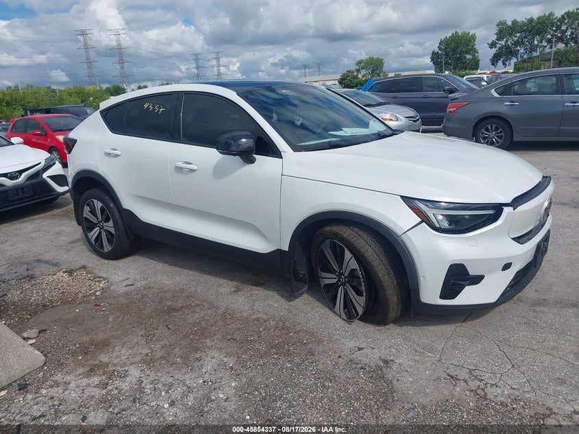 2023 Volvo C40 Recharge Pure Electric Twin Plus, Удар спереди, IAAI, VIN YV4ED3GL4P2032635