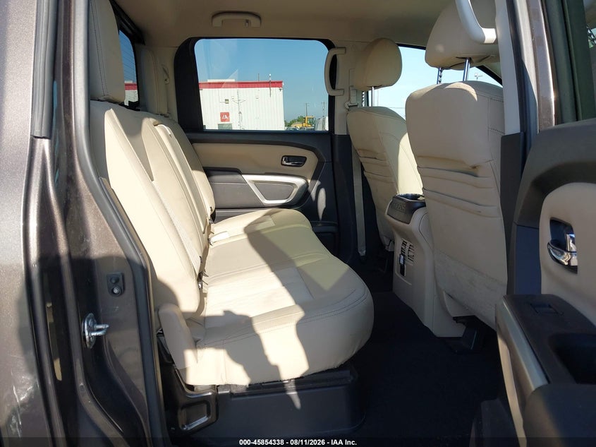NISSAN TITAN XD 2016 VIN 1N6BA1F44GN506317