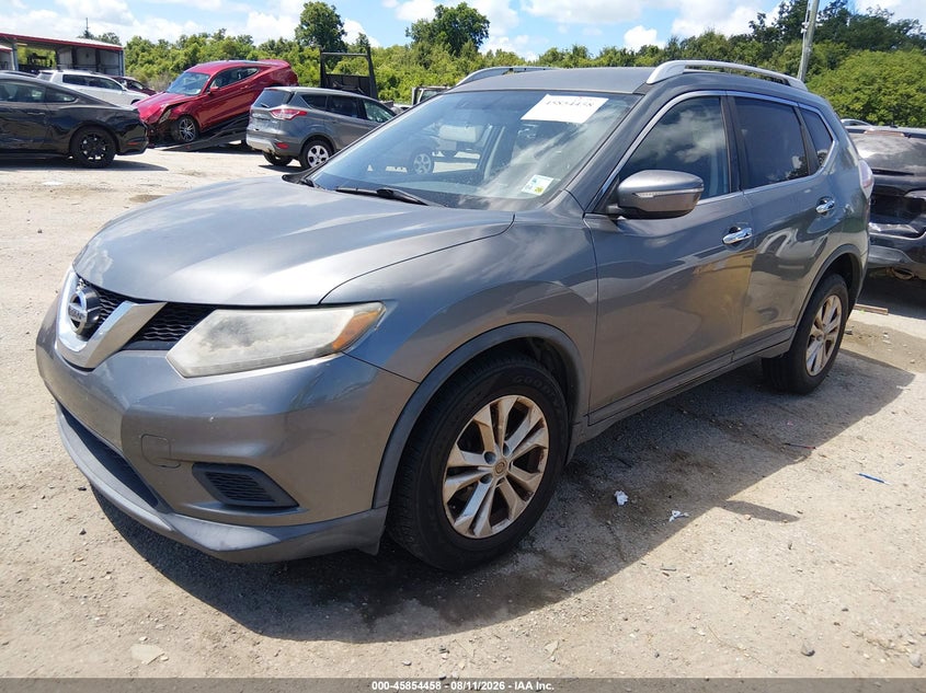 2015 Nissan Rogue, Right Front, IAAI, VIN KNMAT2MT5FP533330 — photo 2