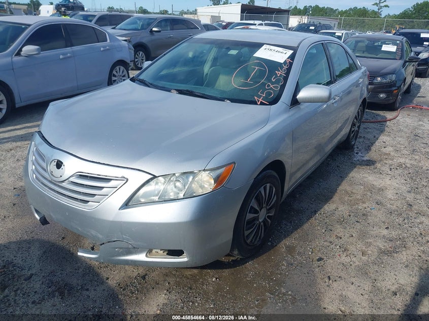 2007 Toyota Camry, Normal Wear & Tear, IAAI, VIN 4T1BE46K37U520542 — photo 2