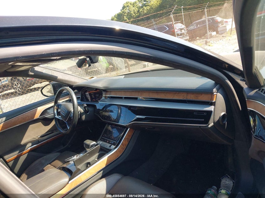 2019 AUDI A8 L auction photo 5