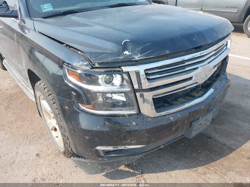 CHEVROLET SUBURBAN 1500 - zdjęcie 17