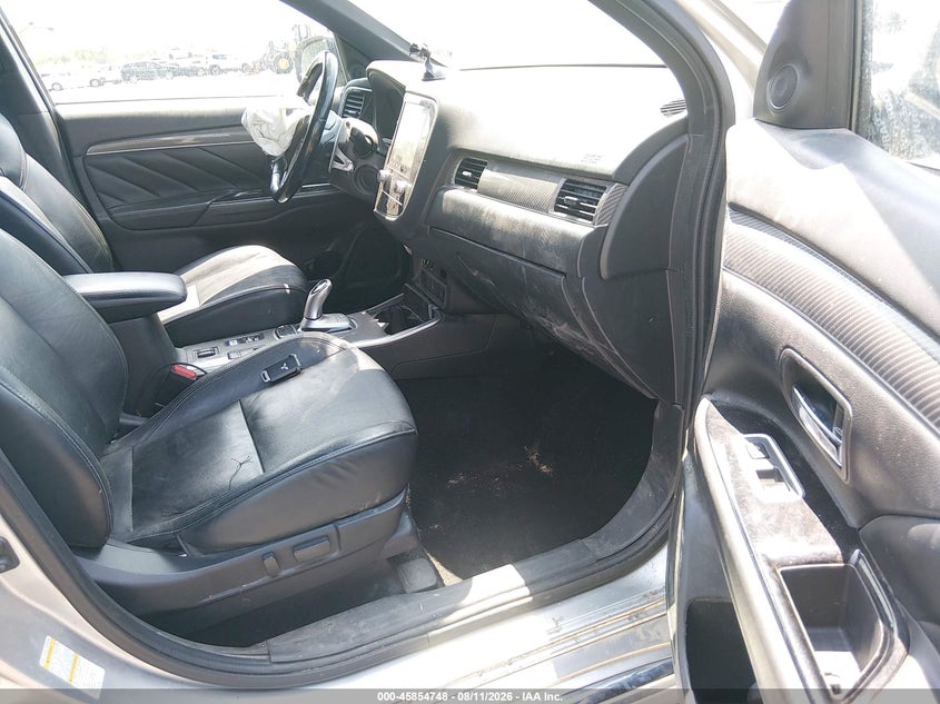 2022 MITSUBISHI OUTLANDER PHEV auction photo 5